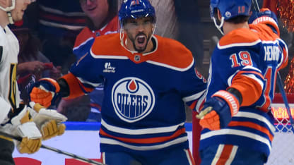 Kane snaps it in five-hole