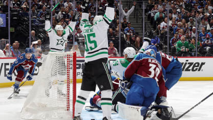 Hintz ties it with his second