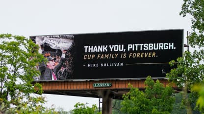 Mike Sullivan thanks Penguins with billboard for city