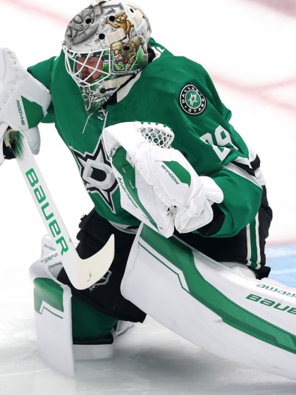 Dallas Stars goalie Jake Oettinger pulled in Game 5
