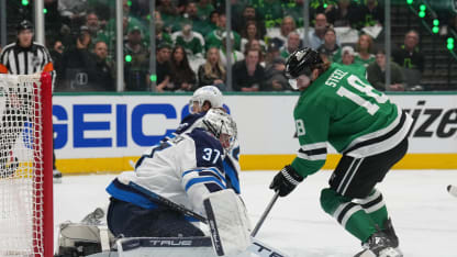 Hellebuyck keeps Stars off board early