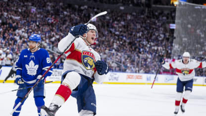 Lundell cleans up in front