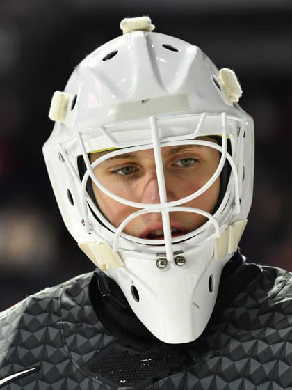 Deutscher Torwart Nikita Quapp erklaert Plan bei den Carolina Hurricanes