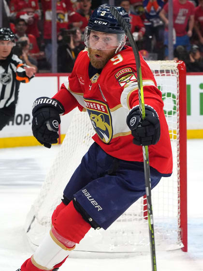 Sam Bennett competitive edge for Florida Panthers in Stanley Cup Final Game 3 win