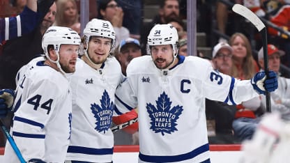 Matthews goes five-hole to kick off scoring