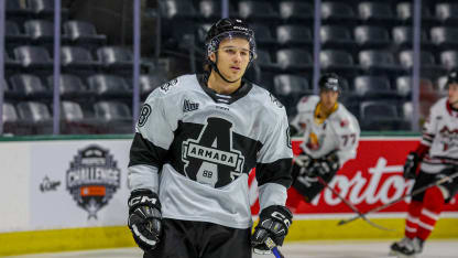 Justin Carbonneau brings football mentality to ice ahead of 2025 NHL Draft