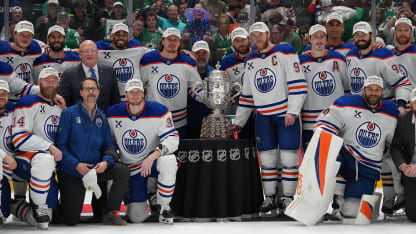 Oilers win Clarence S. Campbell Bowl