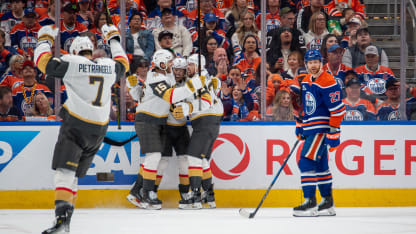 Karlsson ger Golden Knights ledningen