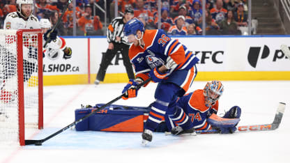 Skinner, Klingberg keep the puck out