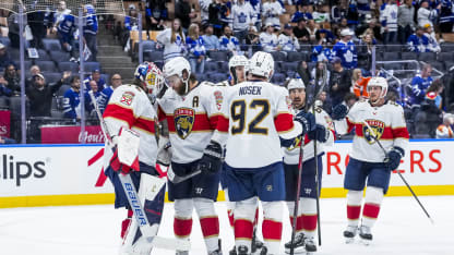 Bobrovsky propels Panthers to victory