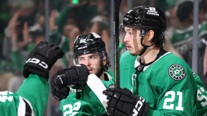 Robertson starts off Stars