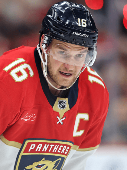 Aleksander Barkov yllätettiin kahdella palkinnolla