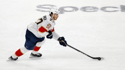 Florida Panthers Eetu Luostarinen leaves Game 5 with injury